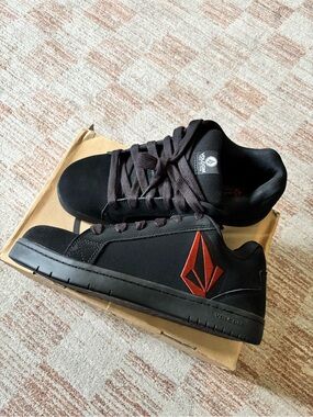 Volcom Men's Black Workwear